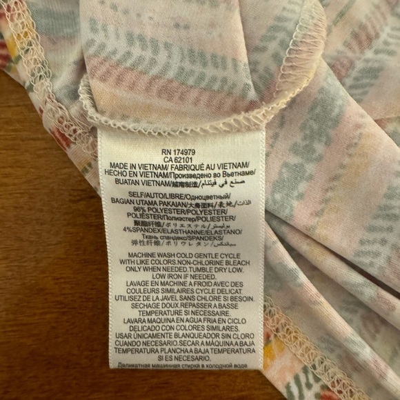 BCBGeneration Medium Multi-Color w/Geometric Print Above-Knee Shirt Dress - EUC - Picture 4 of 4